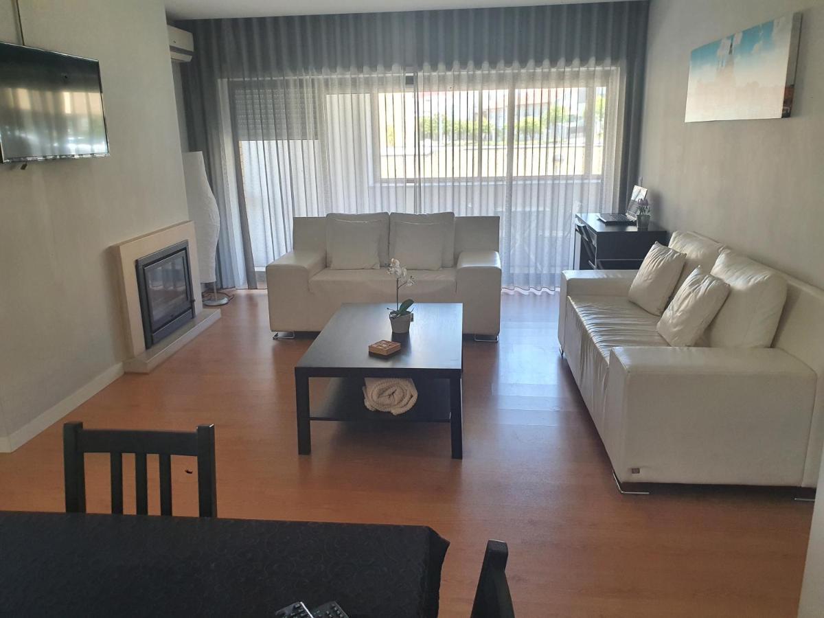 Central Bus Station Flat Braga Esterno foto