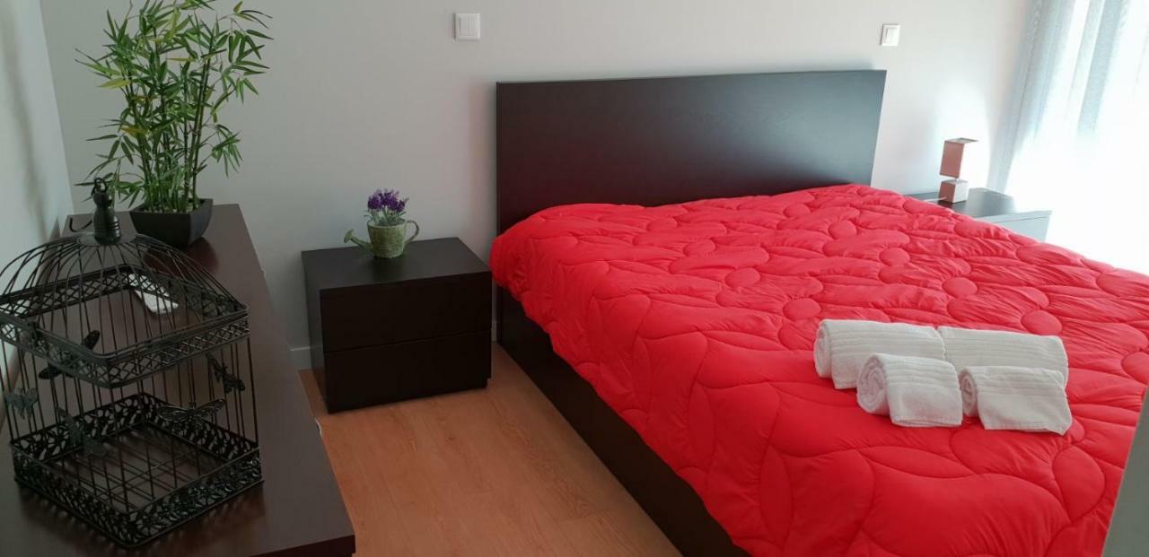 Central Bus Station Flat Braga Esterno foto